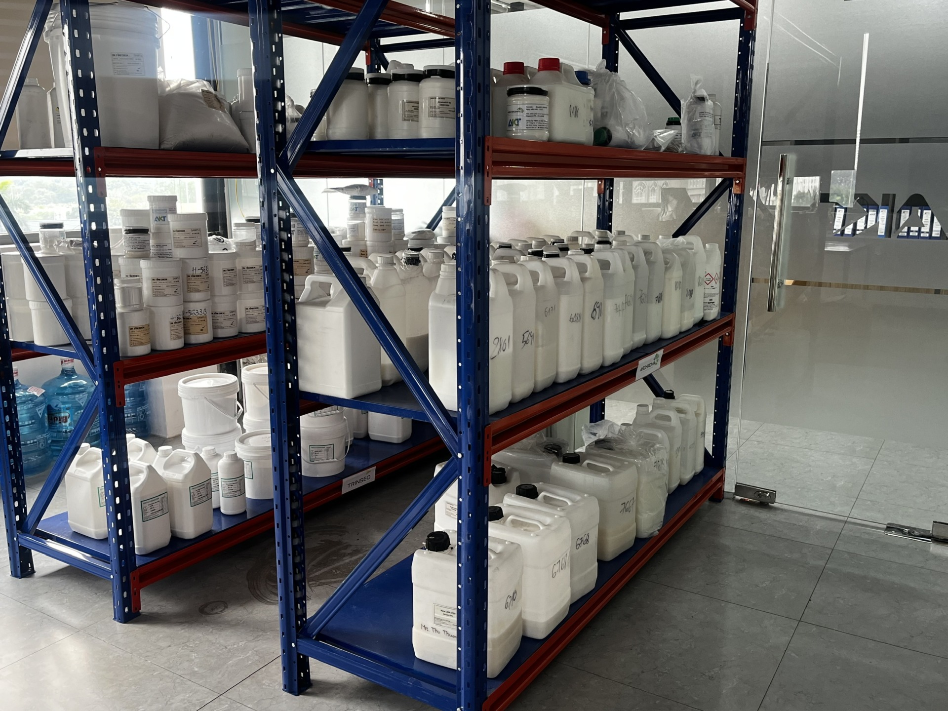 hóa chất công nghiệp